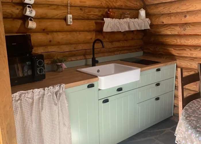 - A Pastoriza - Lugo Kamp alanı Baltar (Lugo)