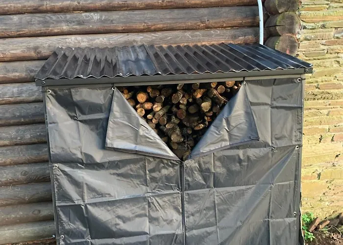 - A Pastoriza - Lugo Kamp alanı